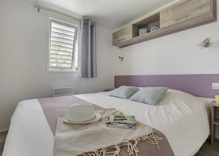 Κάμπινγκ 6p 3bdrms